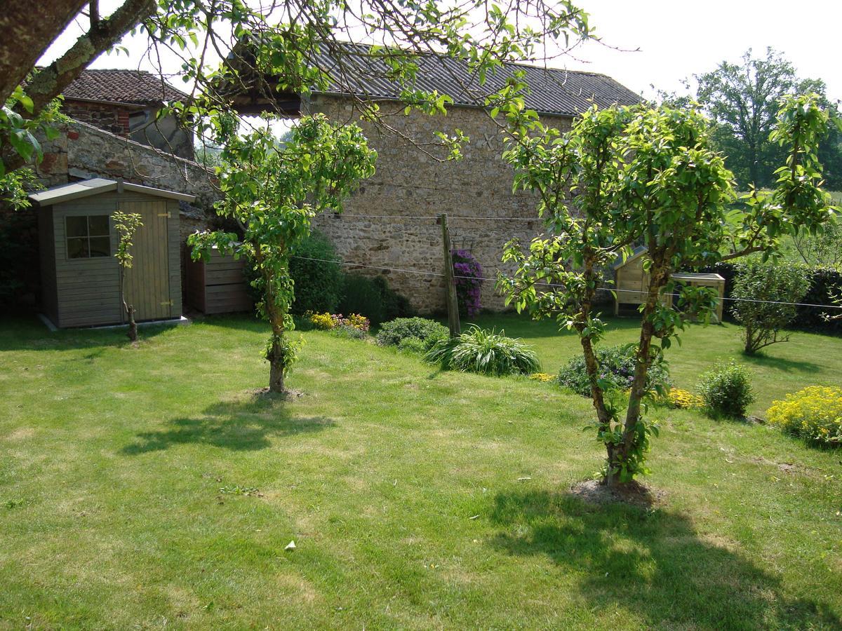 Demeure du Castel Bed and Breakfast Les Châtelliers-Châteaumur Buitenkant foto